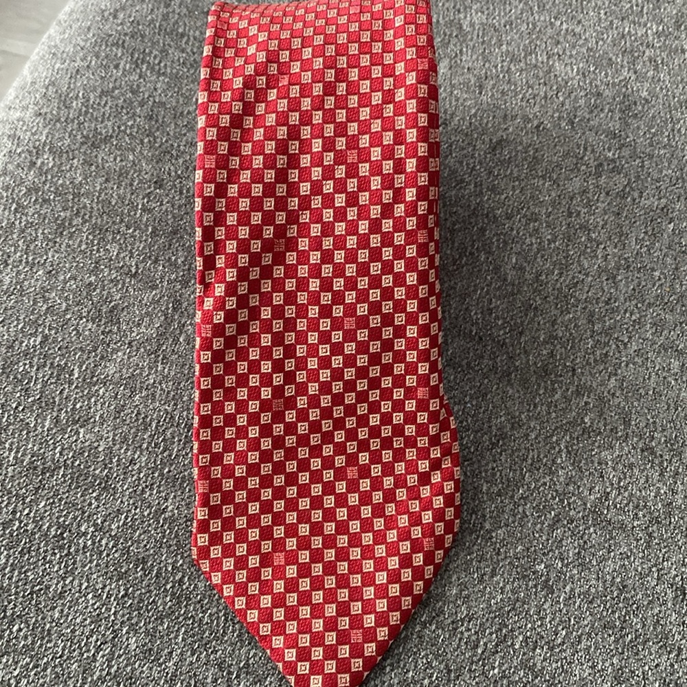 Givenchy tie - Picture 3 of 4